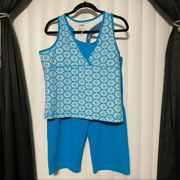 Danskin 2pc Summer outfit-Racerback Tank with attached inner top, also includes - Picture 1 of 9